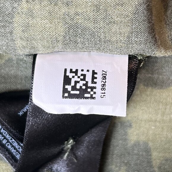 Vintage The North Face Blue Tab Green Camo Button Down Shirt - Picture 9 of 10